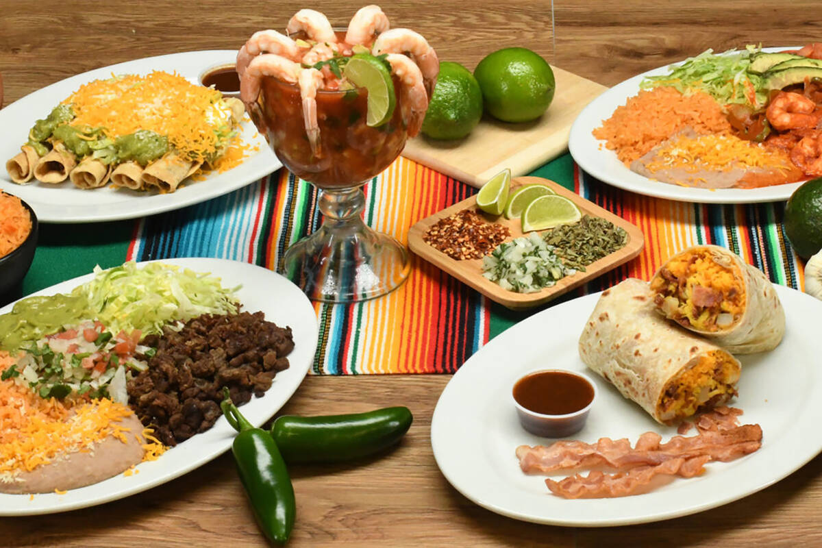 Roberto's Taco Shop, a Las Vegas institution, celebrates 60 years — with free iPads | Food - Vimarsana News