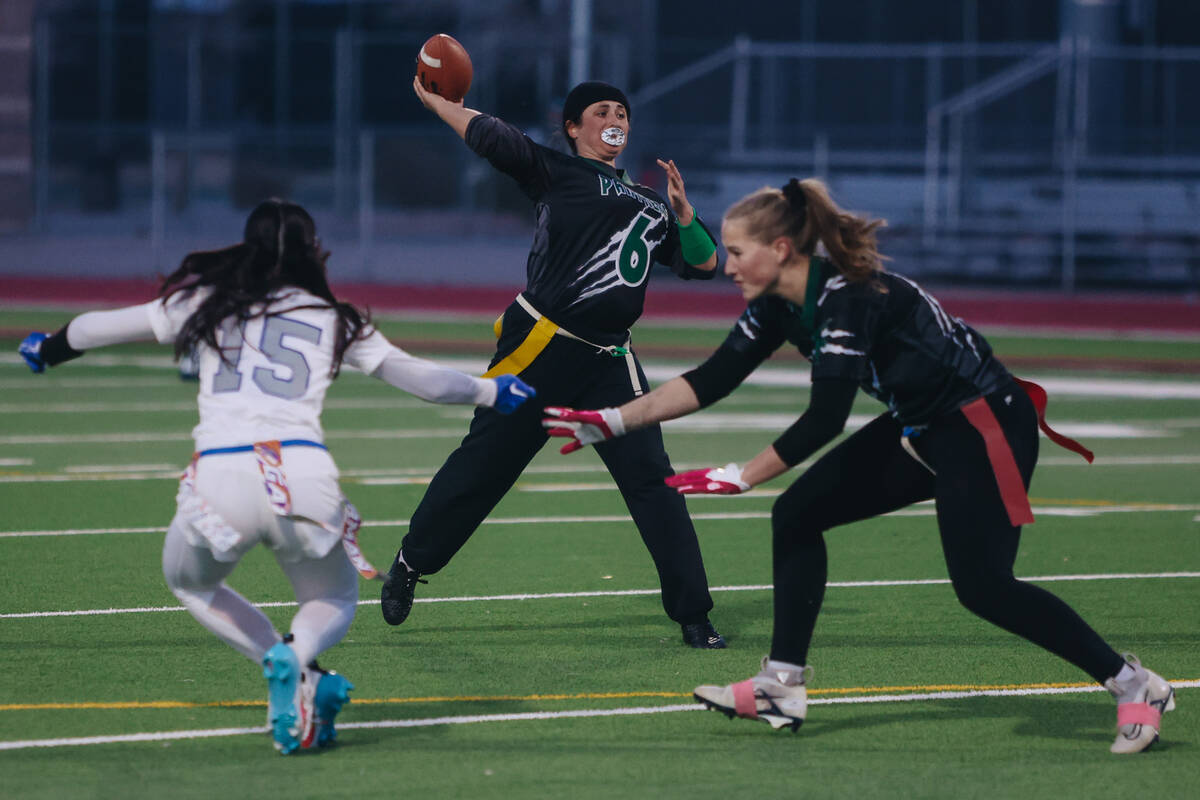 No. 2 Palo Verde fends off No. 4 Gorman in flag football — PHOTOS