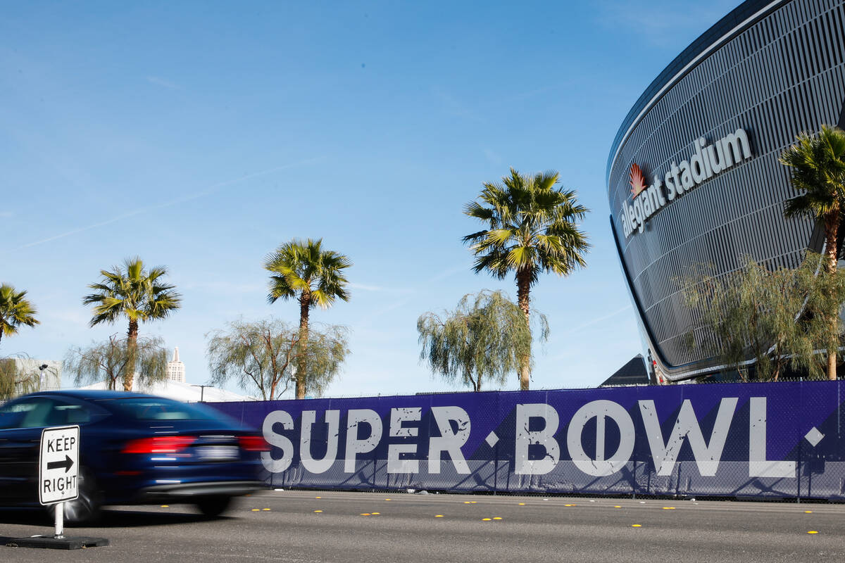 Super Bowl transportation plan to see road closures, use of buses, ride