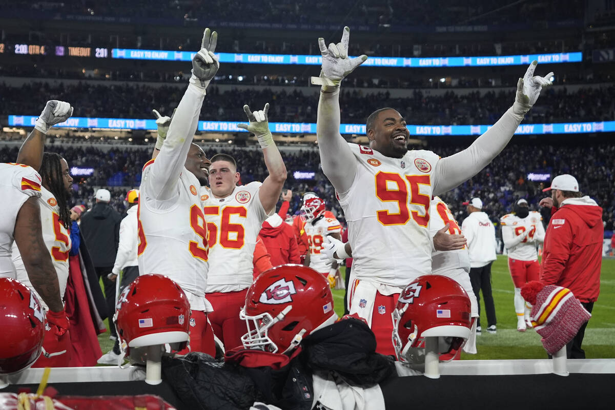Kansas City Chiefs' players react late in the AFC Championship NFL football game, Sunday, Jan. ...