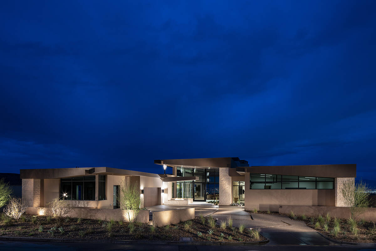 The Ascaya home measures 7,722 square feet. (Levi Ellyson/501 Studios, courtesy Pro Builder Media)