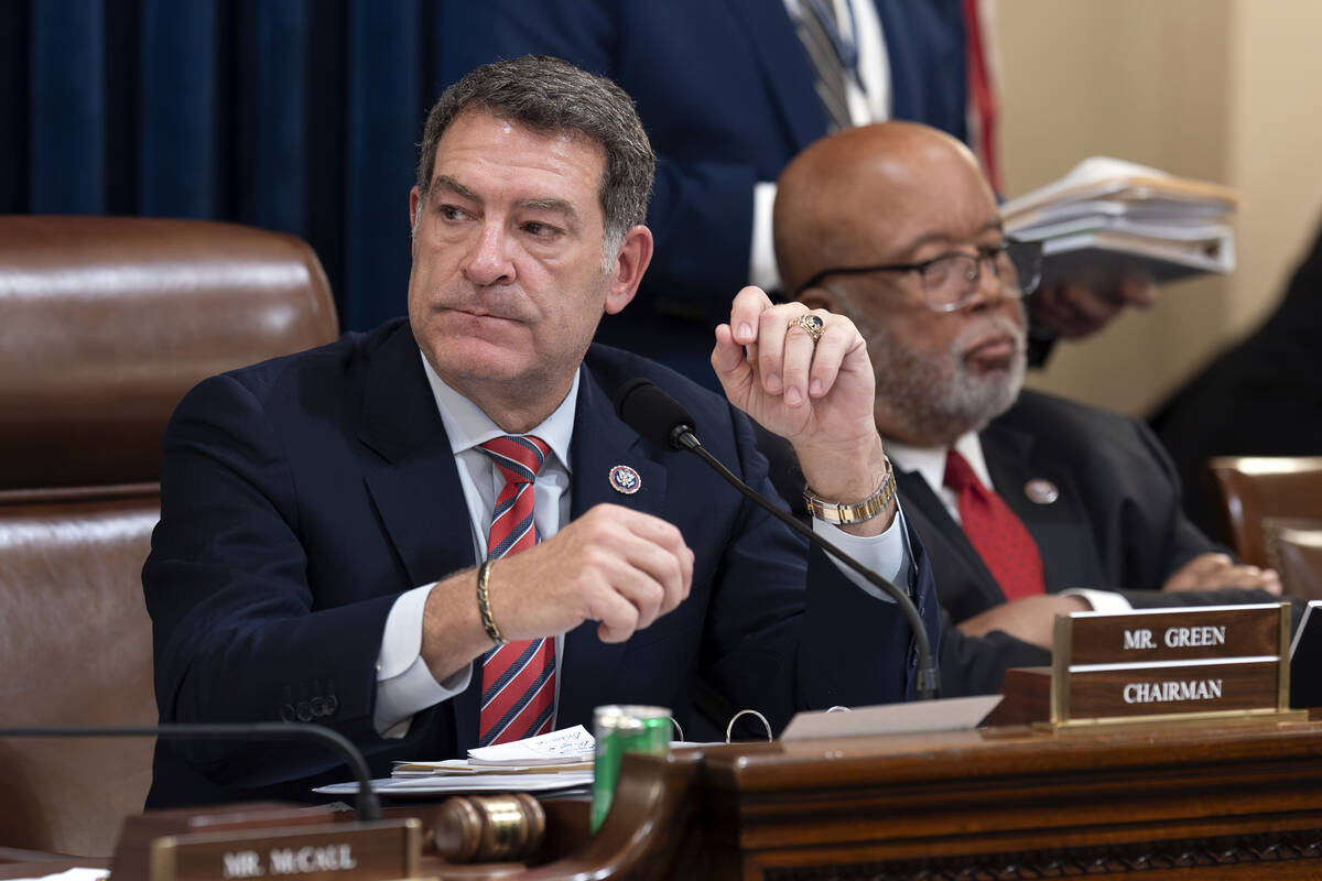 Chairman Mark Green, R-Tenn., center, joined by Rep. Bennie Thompson, D-Miss., the ranking memb ...