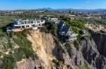 Slip slidin’ away? California mansion on edge of cliff after landslide — PHOTOS