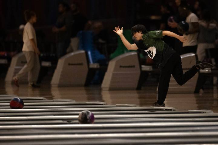 Palo Verde’s Rylan Breese delivers a ball during the Class 5A state bowling championship ...