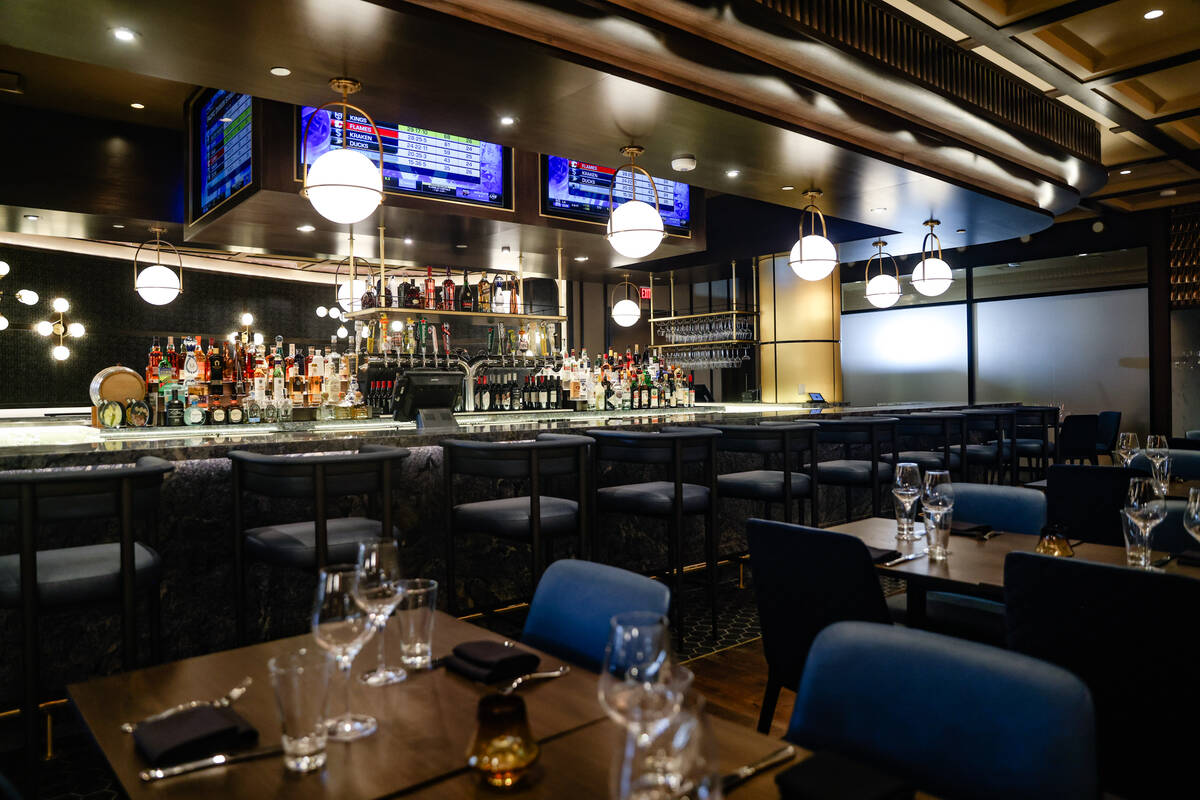 The dining room and bar at Emmitt’s, located at the Fashion Show mall in Las Vegas, Monday, ...