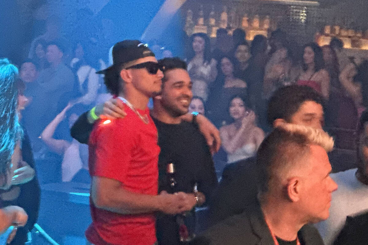 Kansas City Chiefs' Patrick Mahomes back at Las Vegas Strip club | Kats | Entertainment - Vimarsana News