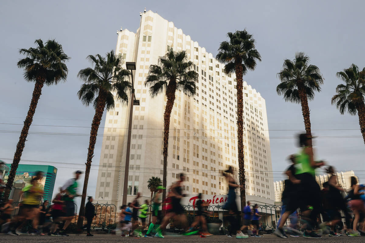 Runners run by the Tropicana during the Rock ’n’ Roll Running Series on Las Vegas ...