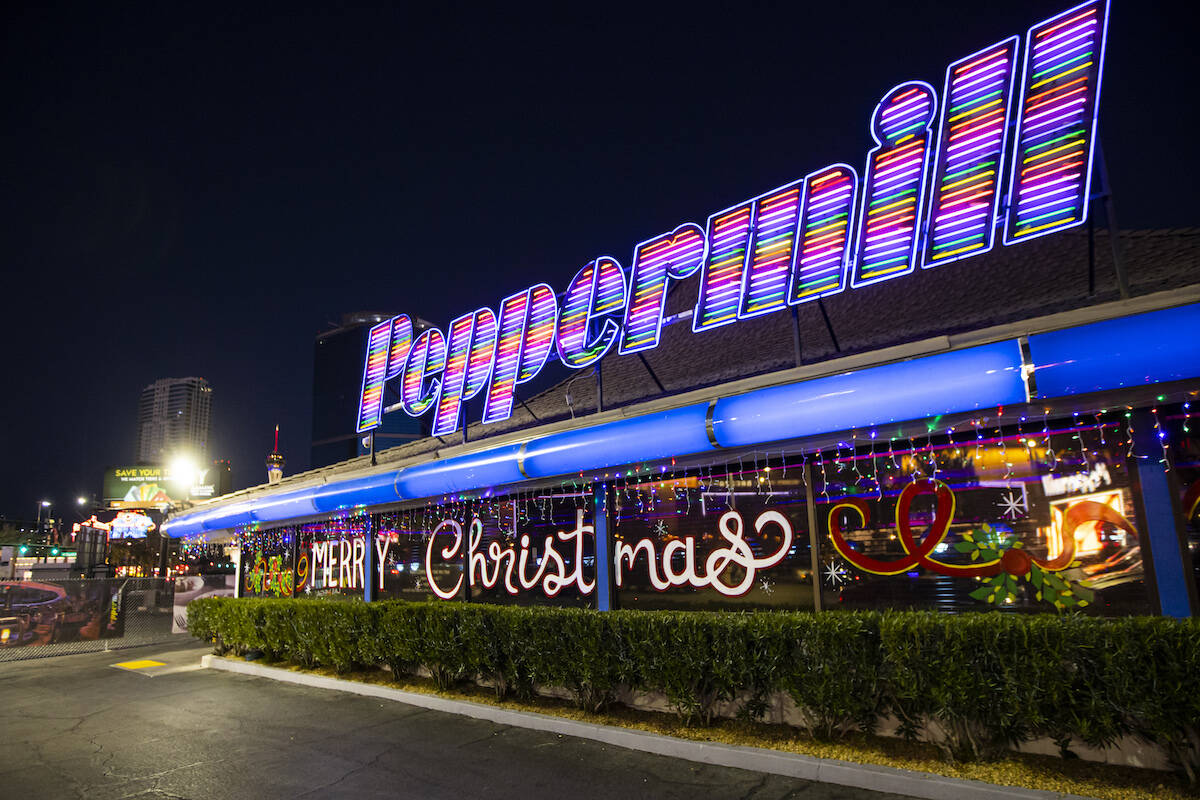 Peppermill on Las Vegas Strip wins James Beard Award | Food - Vimarsana News