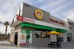 A tech-centric, gluten-free fast-food chain opens in southwest Vegas