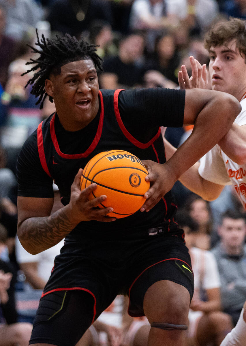 Coronado’s Tee Bartlett, left, is a member of the Nevada Preps All-Southern Nevada boys baske ...