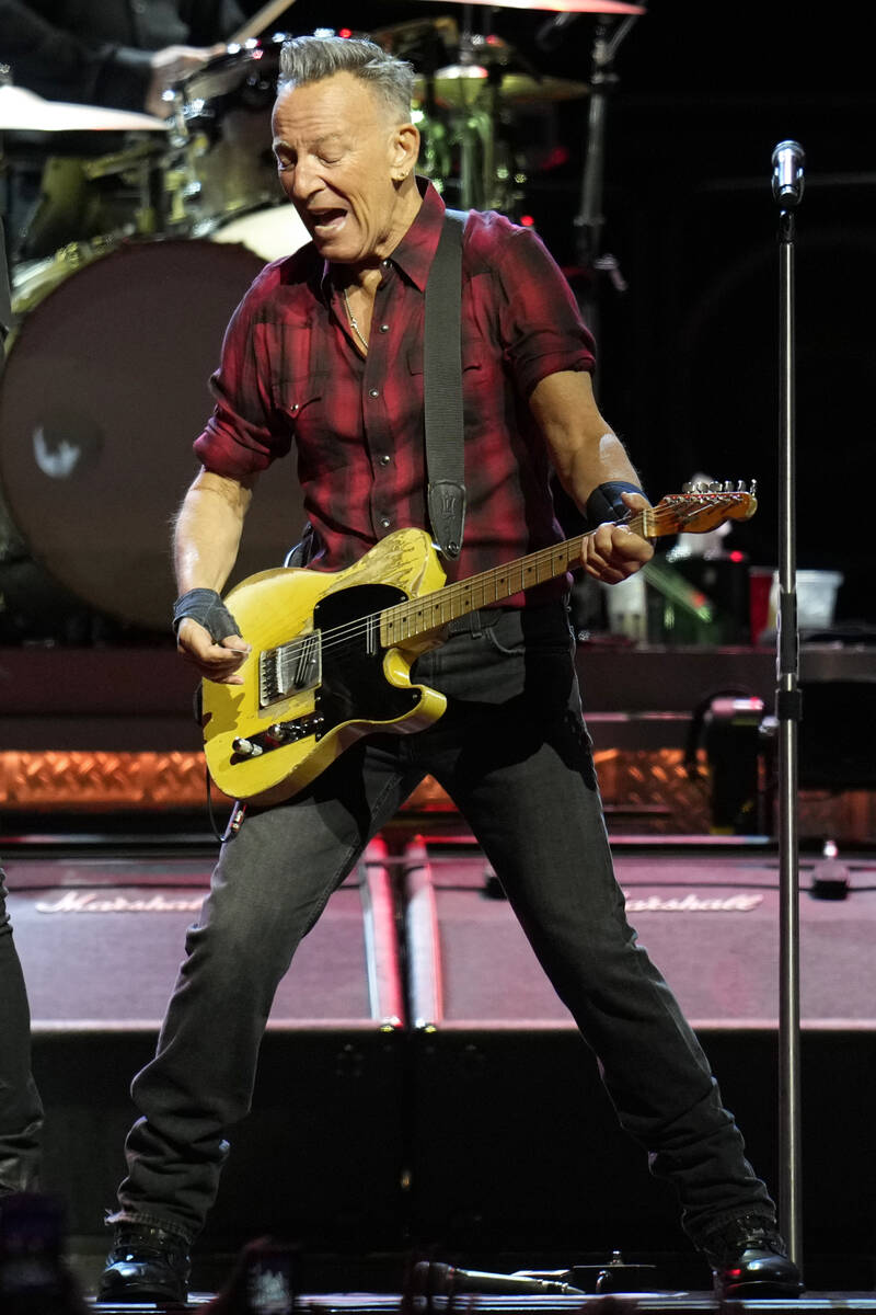 Bruce Springsteen sings on stage during his concert of Bruce Springsteen and The E Street Band ...