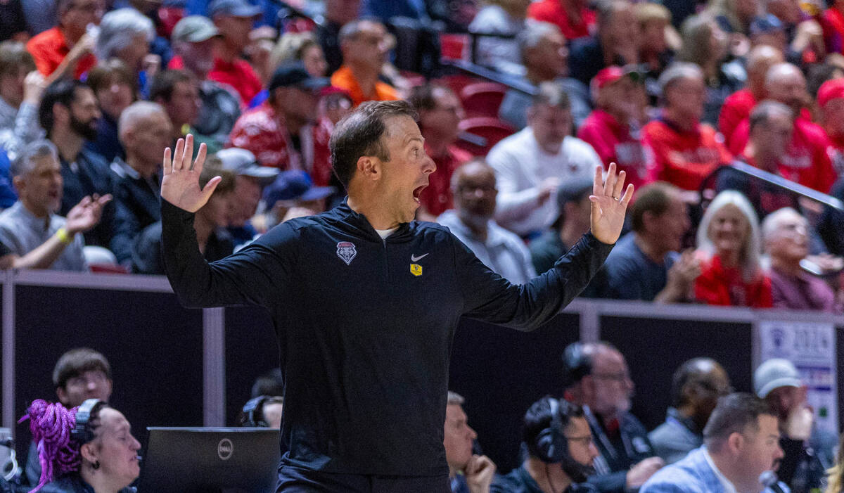 New Mexico Lobos head coach Richard Pitino is shocked at a foul call for the San Diego State Az ...