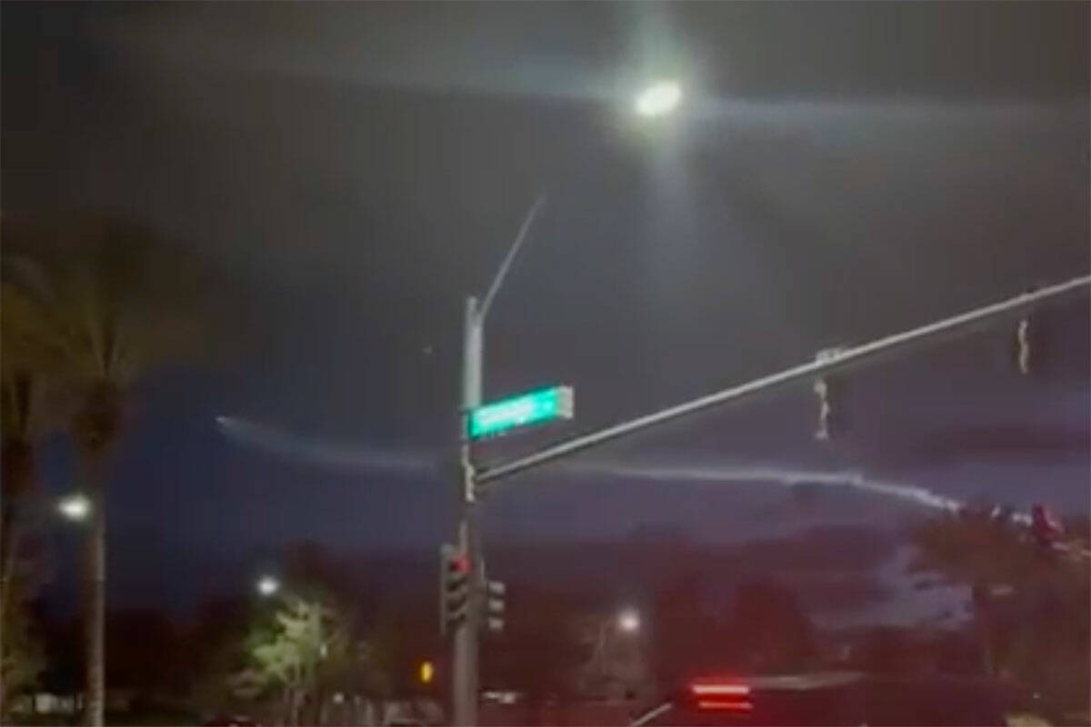 Not aliens: SpaceX’s Falcon 9 rocket visible from Vegas’ night sky