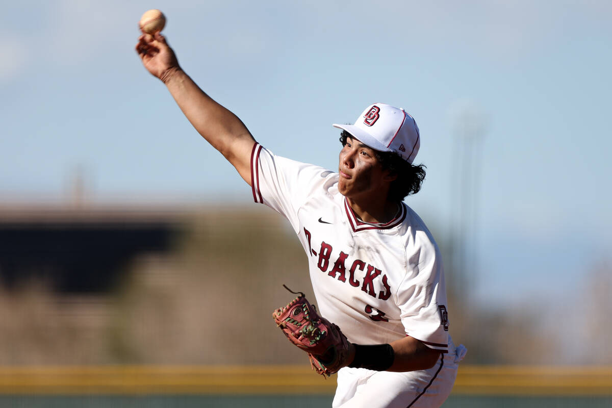 Desert Oasis pitcher Sebastian Frye throws to Las Vegas during a high school baseball game at D ...