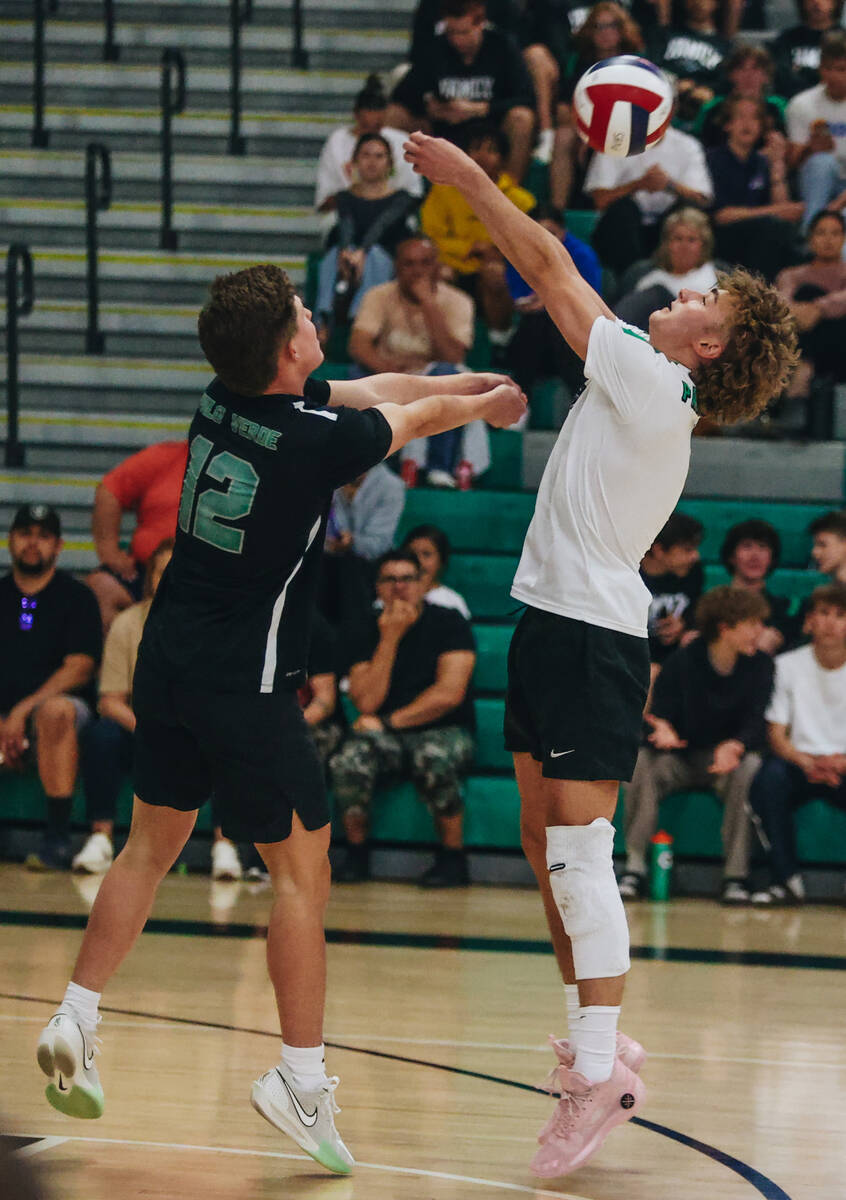Palo Verde libero Dax Fish (4) saves the ball during a game against Foothill at Palo Verde High ...