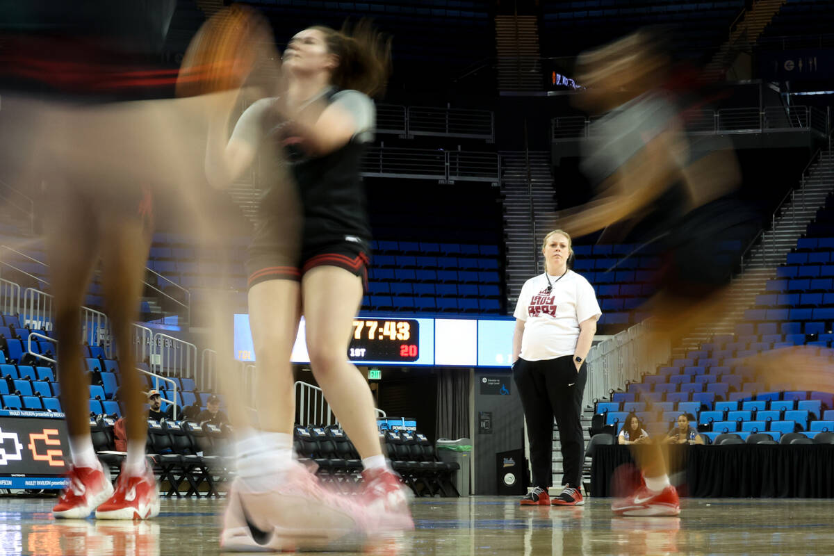 UNLV Lady Rebels head coach Lindy La Rocque presides over practice at UCLA’s Pauley Pavi ...