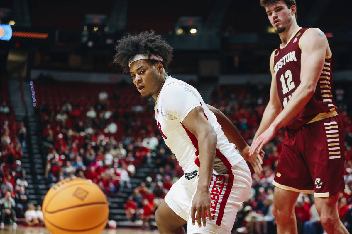 UNLV forward Rob Whaley Jr. (5) chases the ball before it goes out of bounds during a second-ro ...