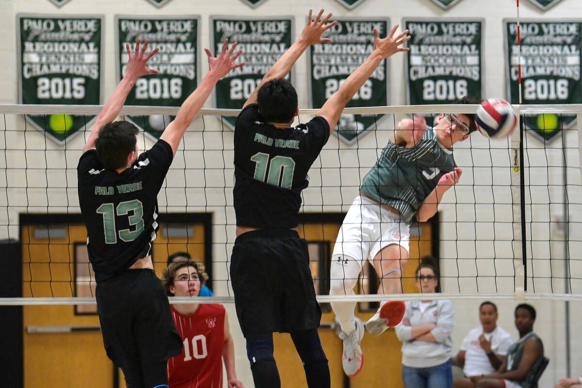 Arbor View’s Reece Brenner gets a shot past Palo Verde’s Wyatt Christopherson (13 ...