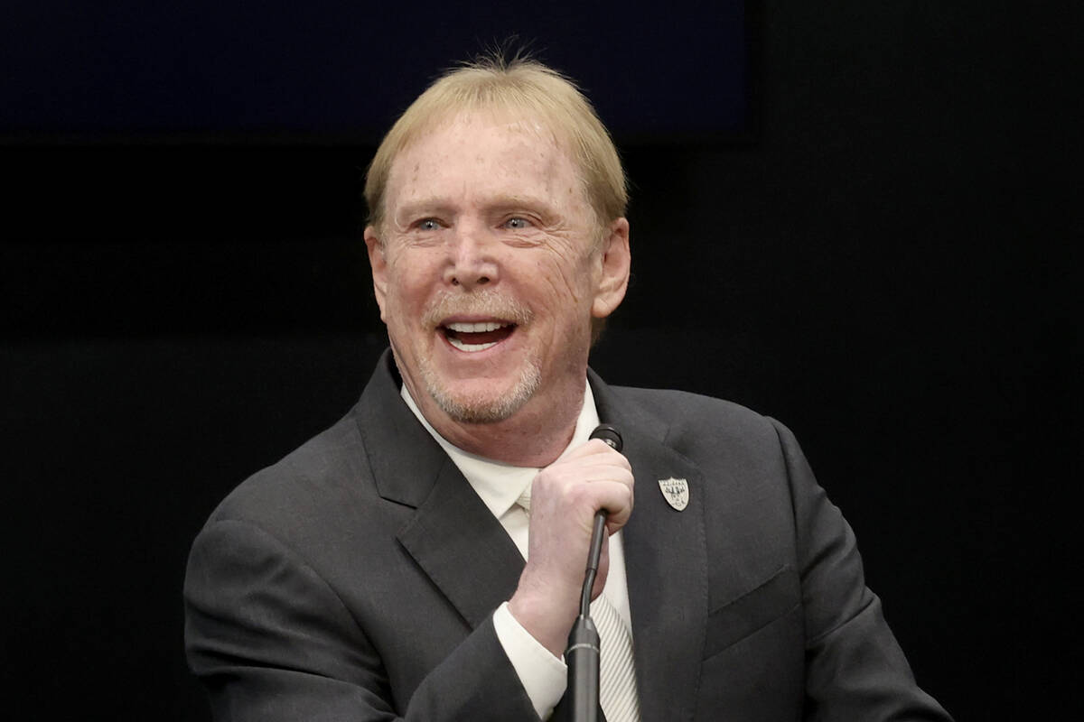 Raiders owner Mark Davis’ net worth surpasses 2 billion Raiders News