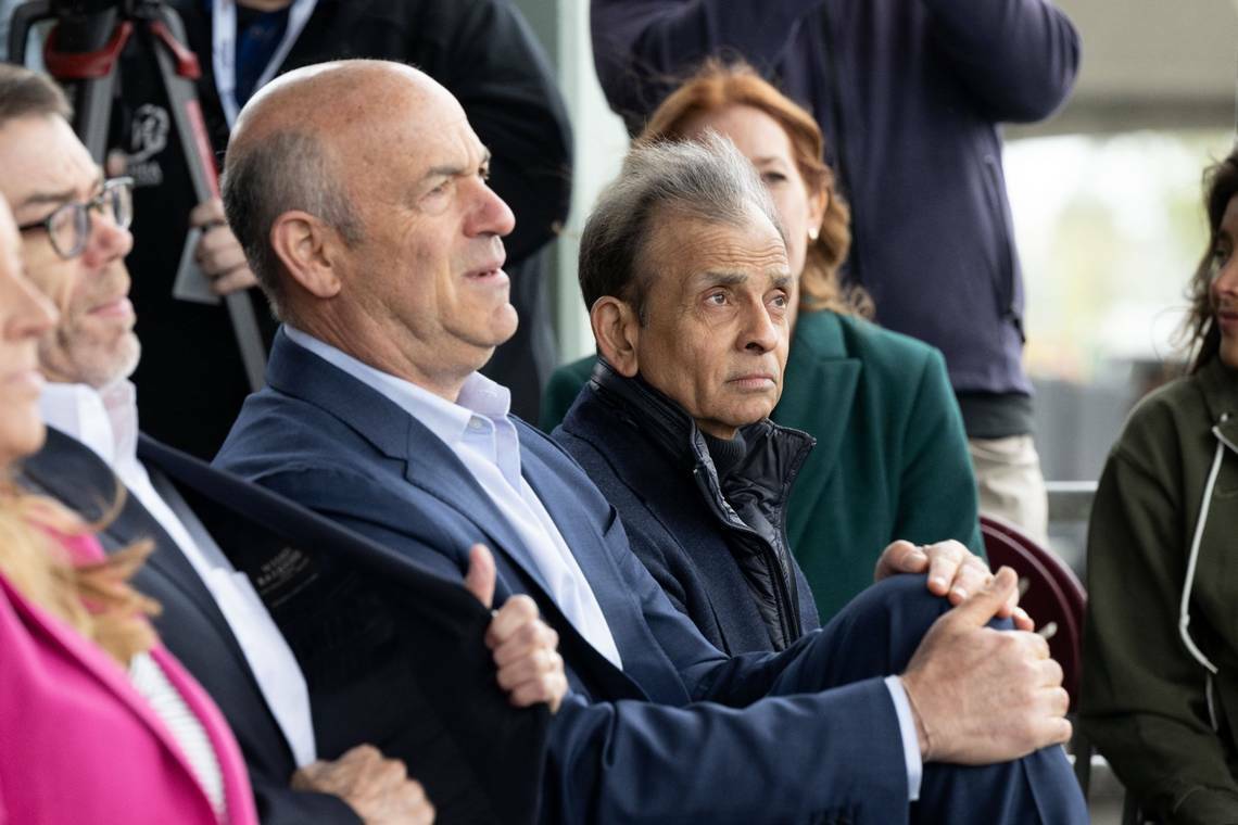 Oakland Athletics owner John Fisher sits next to Sacramento River Cats owner Vivek Ranadiv頯n ...