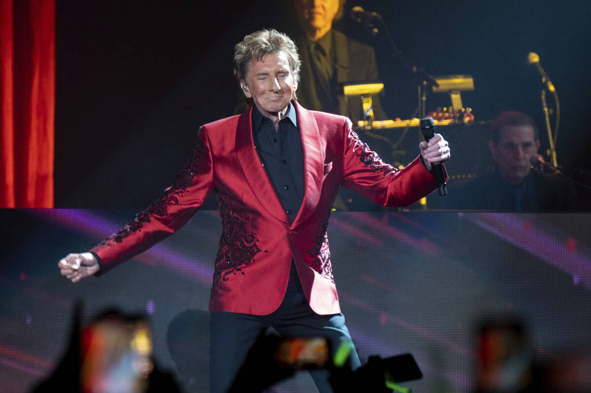 Barry Manilow performs at State Farm Arena, Thursday, Jan. 19, 2023, in Atlanta. (Photo by Paul ...