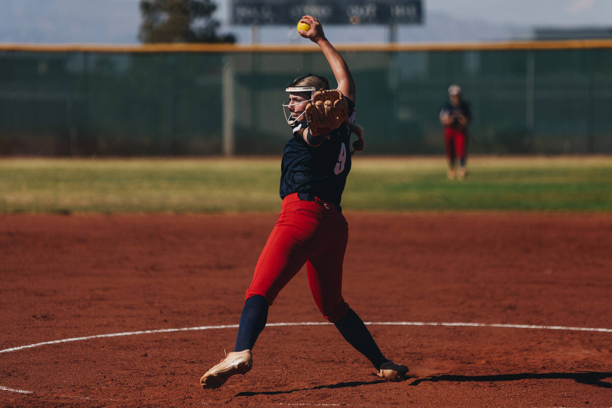 Coronado softball pitcher Kendall Selitzky (9) pitches during a softball game between Shadow Ri ...