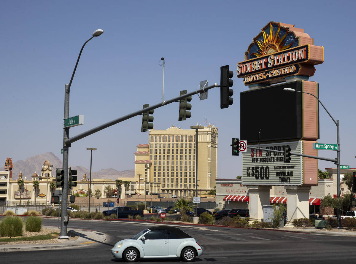 Culinary members at Sunset Station seek union decertification, company says | Casinos & Gaming - Vimarsana News