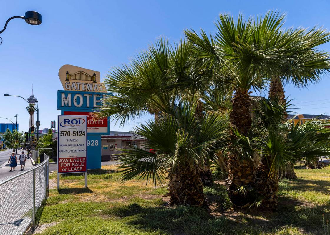 Sign and greenery spot which used to house the pool for the soon to close Gateway Motel recentl ...