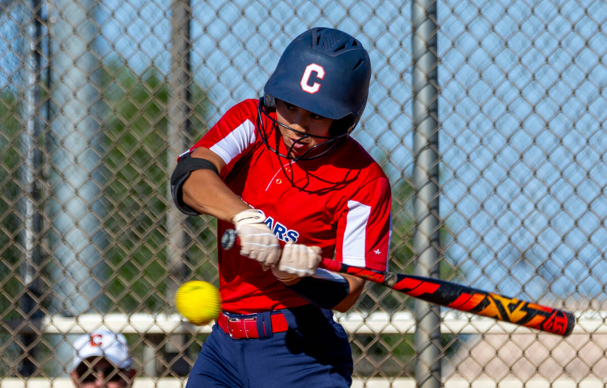 Coronado batter Alohi Mundon (8) attempts to get a rally started against Palo Verde during the ...