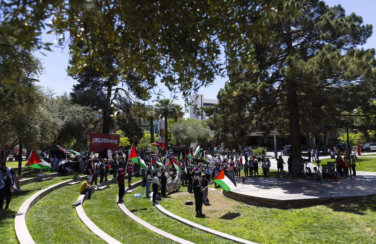 Pro-Palestianian protesters and student groups gather on campus at UNLV on Wednesday, May 1, 20 ...