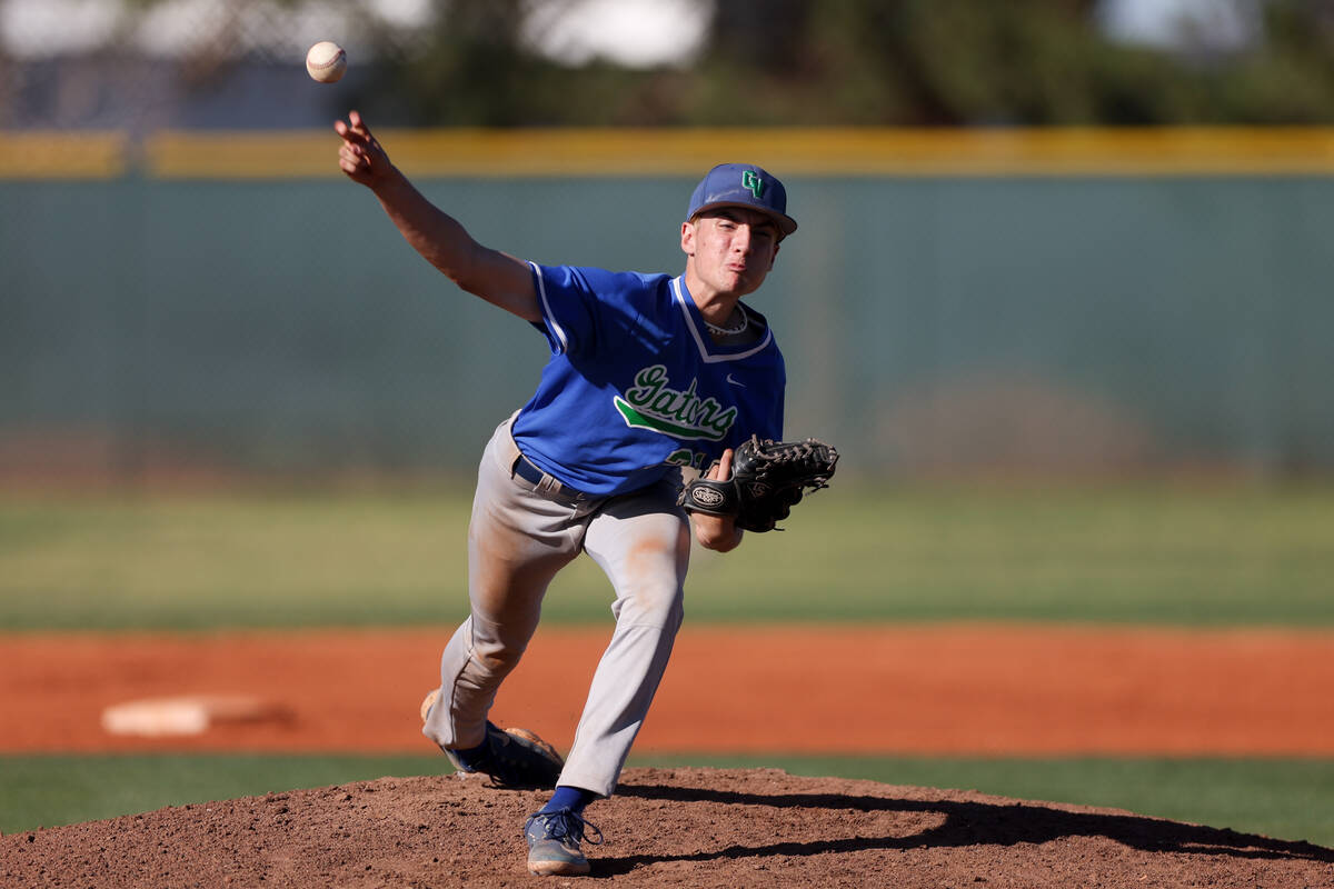 Green Valley pitcher Gavin Christensen (21) throws to Coronado during a Class 5A high school ba ...