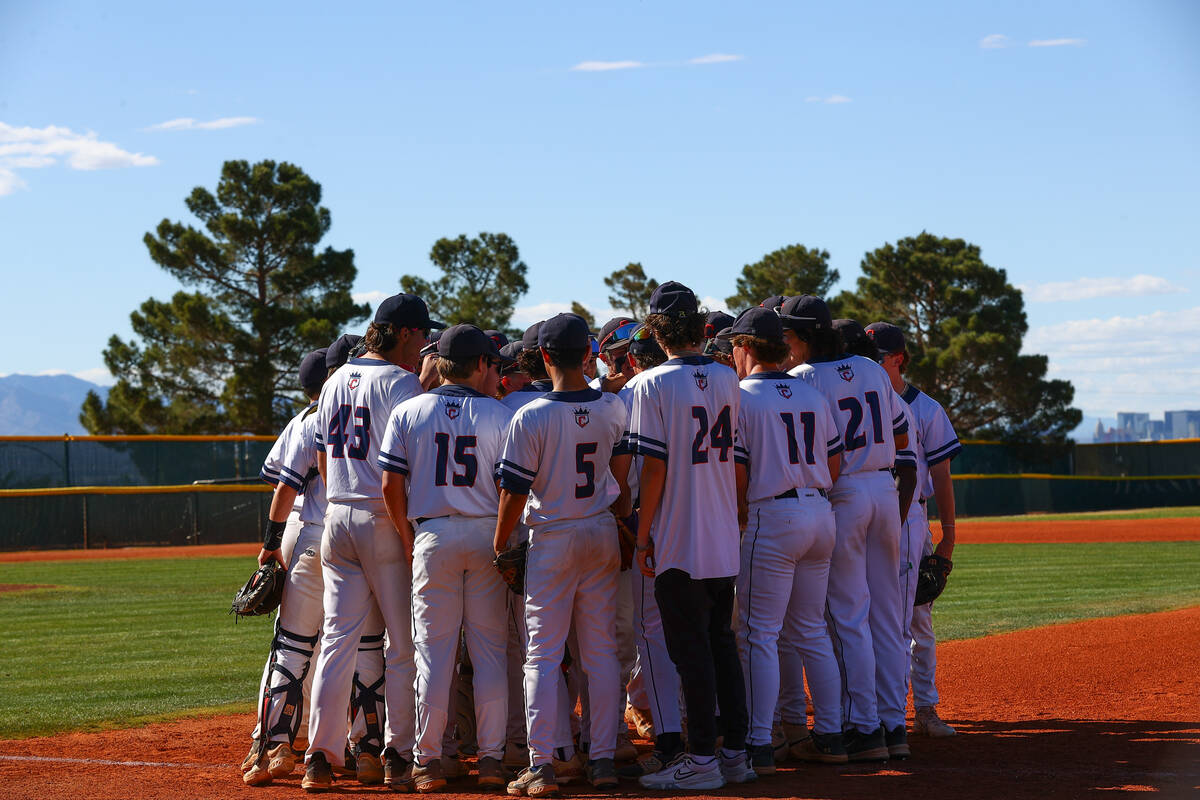 Coronado huddles before a Class 5A high school baseball Southern Region playoff game against Gr ...