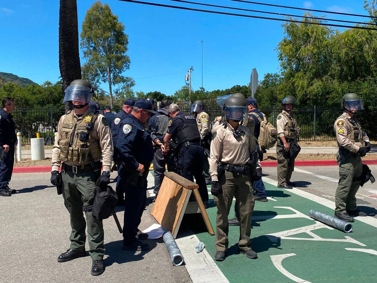 8 pro-Palestinian protesters arrested near entrance to Cal Poly San Luis Obispo | Nation and World - Vimarsana News