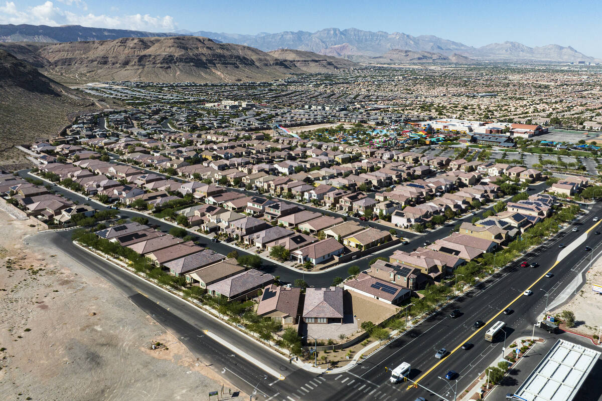Southwest Las Vegas dethrones Henderson as richest area, report says