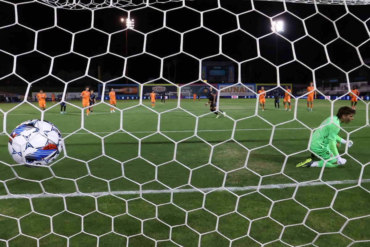 Miami FC goaltender Felipe Rodriguez reacts after Las Vegas Lights FC forward Khori Bennett sco ...