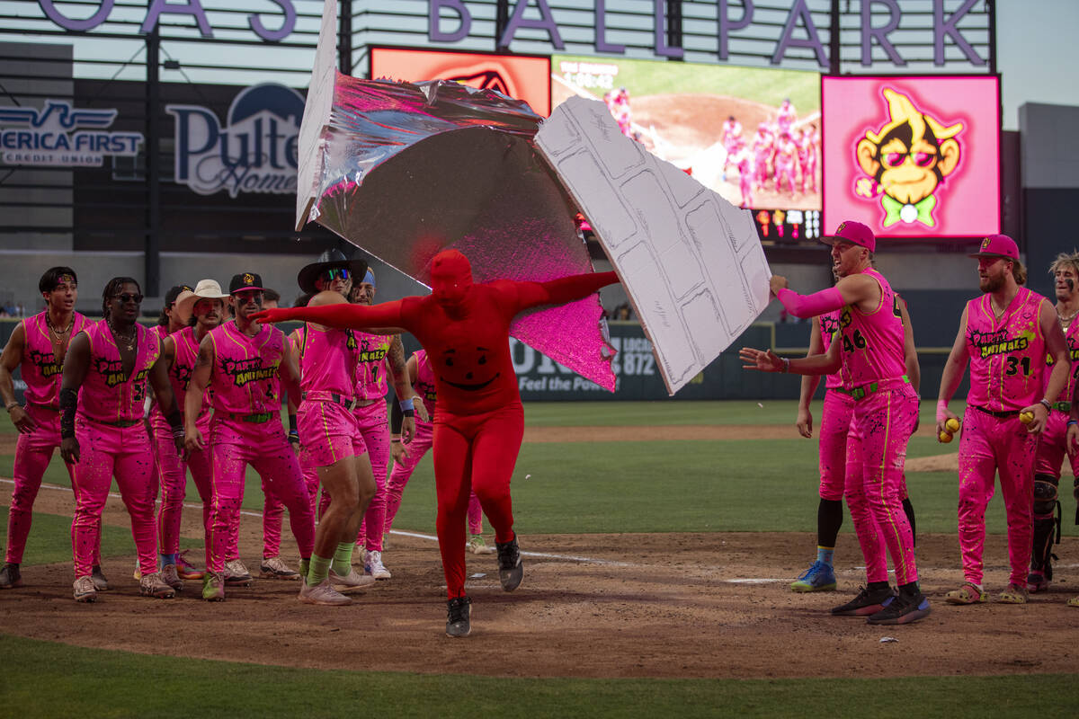 Savannah Banana Ball Party Animals take on Firefighters in Las Vegas
