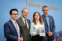 From left, Daniel Botmann, Managing Director of the Central Council of Jews in Germany, Felix K ...