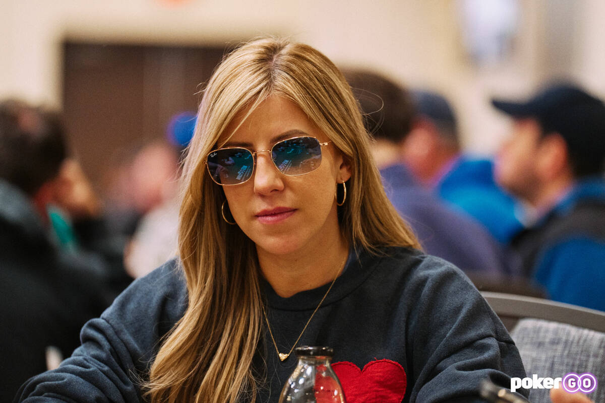 2 women among chip leaders at WSOP Main Event with 59 remaining