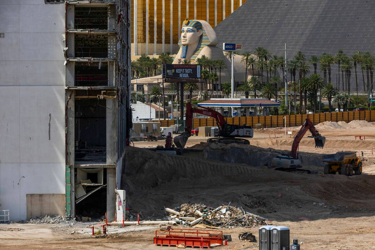 Tropicana implosion: Air quality advisory issued ahead of demolition ...