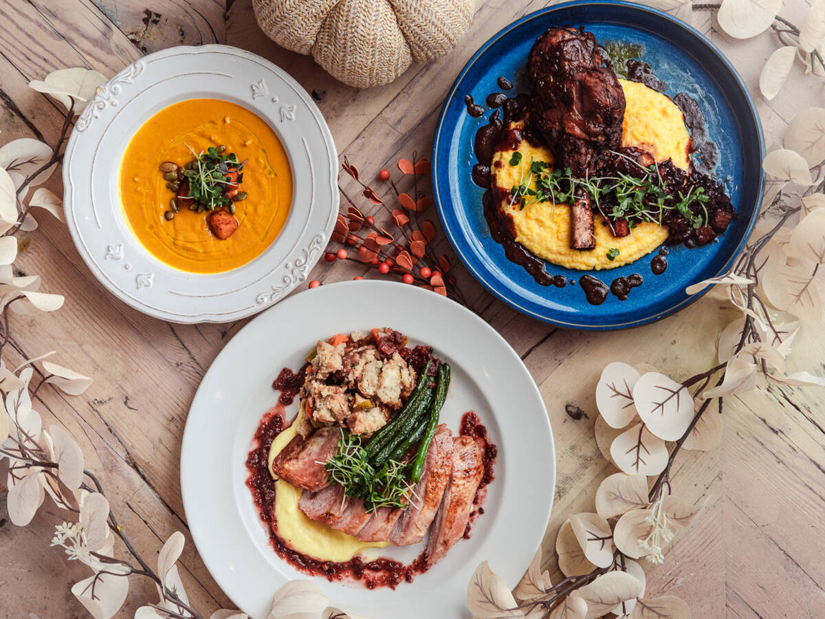 Thanksgiving dinner Where to dine out in Las Vegas Food Entertainment