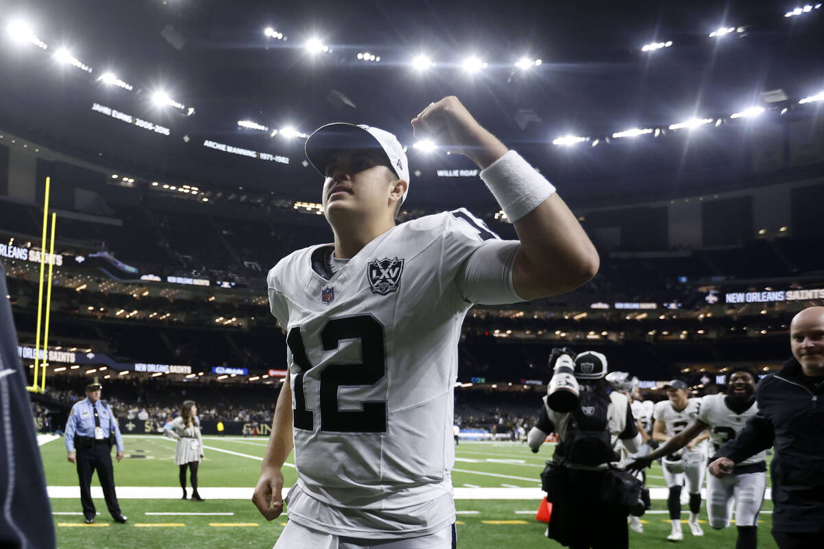 Raiders must choose between Aidan O’Connell, draft pick at QB next year | Raiders News | Sports