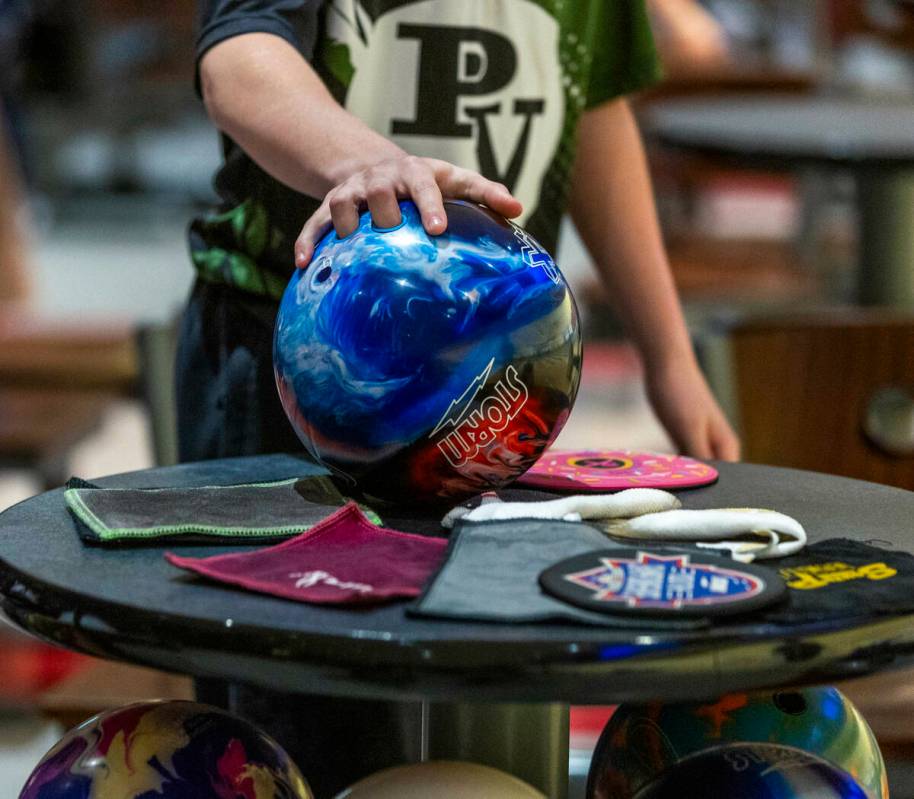 A Palo Verde bowler sets his ball down against Liberty during their 5A high school boys bowling ...