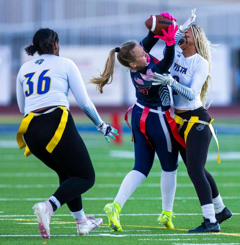 Coronado receiver Micah Weiss (13) makes a grab against Sierra Vista defender Ny'ema Tippens ( ...