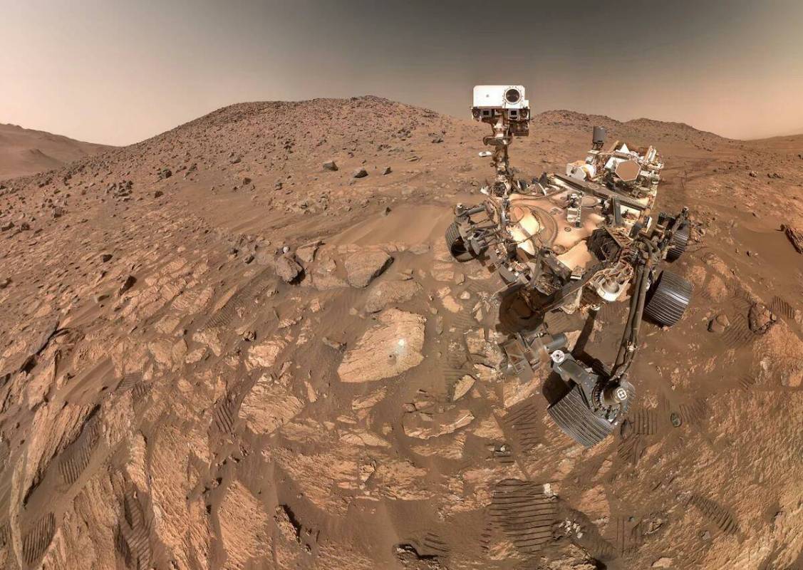 NASA's Perseverance Mars rover took this selfie in July 2024. (NASA/JPL-Caltech/MSSS)