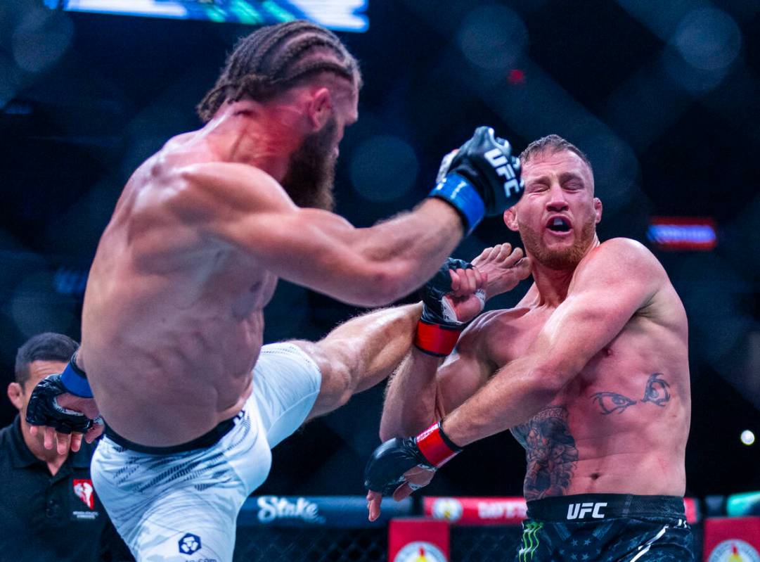 Rafael Fiziev sends a kick at Justin Gaethje catching him in the neck during their lightweight ...