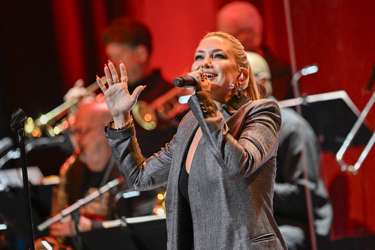Kate Hudson performs at the 9th annual Love Rocks NYC concert benefiting God's Love We Deliver ...
