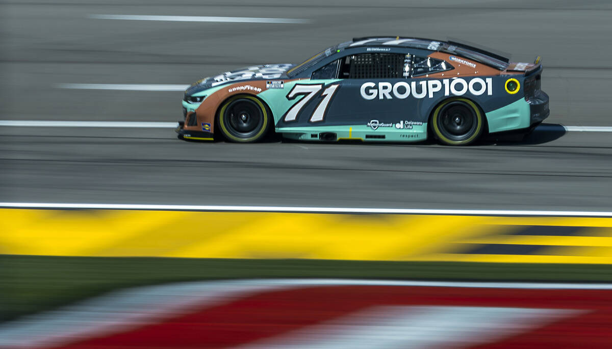 Michael McDowell (71) takes a lap during qualifying for the NASCAR Cup Series race at Las Vegas ...