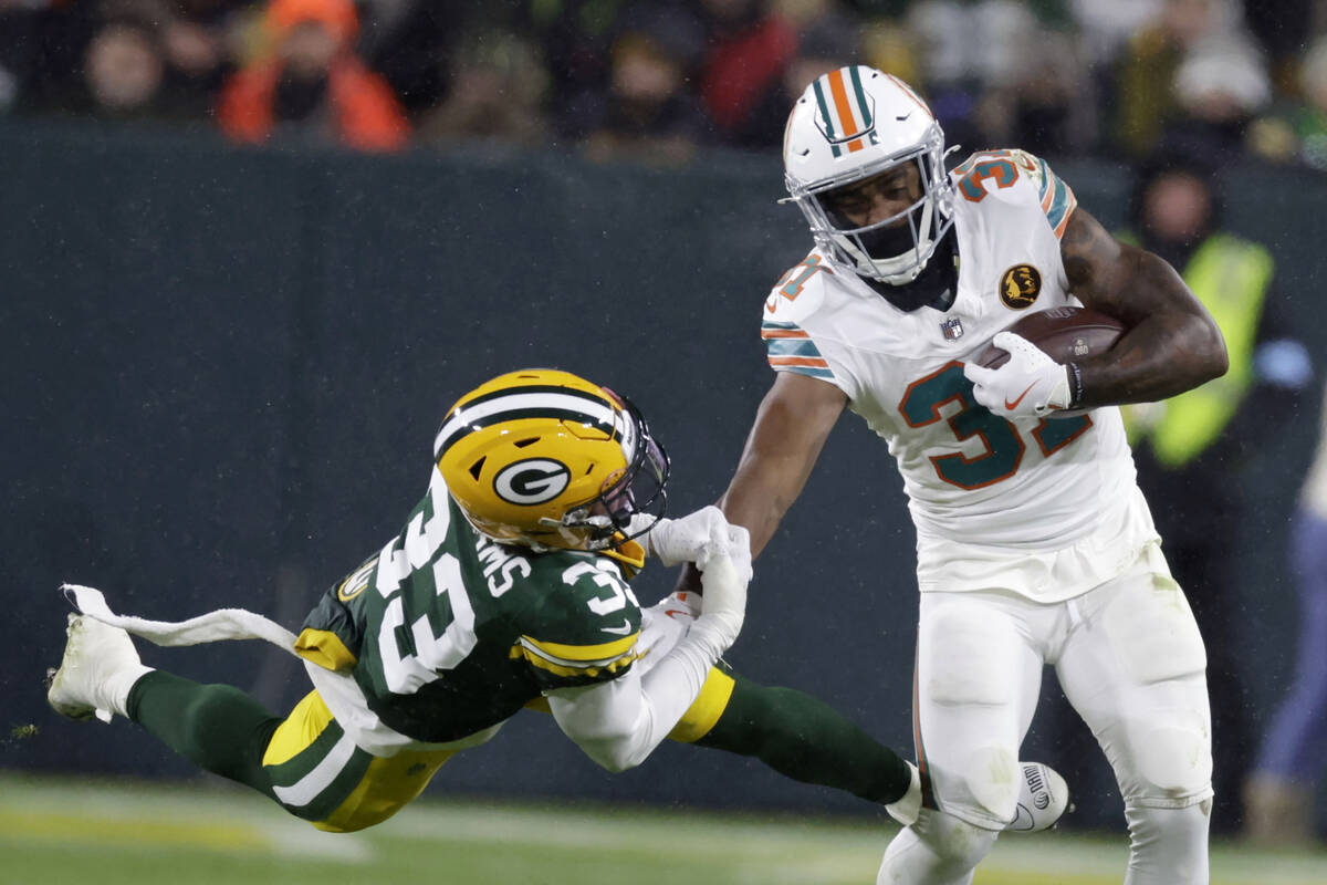 A look at the Raiders’ offense after 1st week of free agency