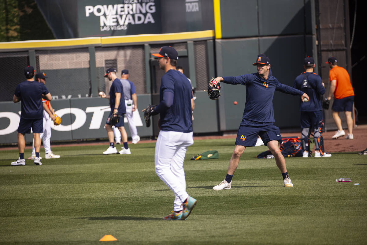 Las Vegas Aviators players work out during media day at Las Vegas Ballpark in Downtown Summerli ...