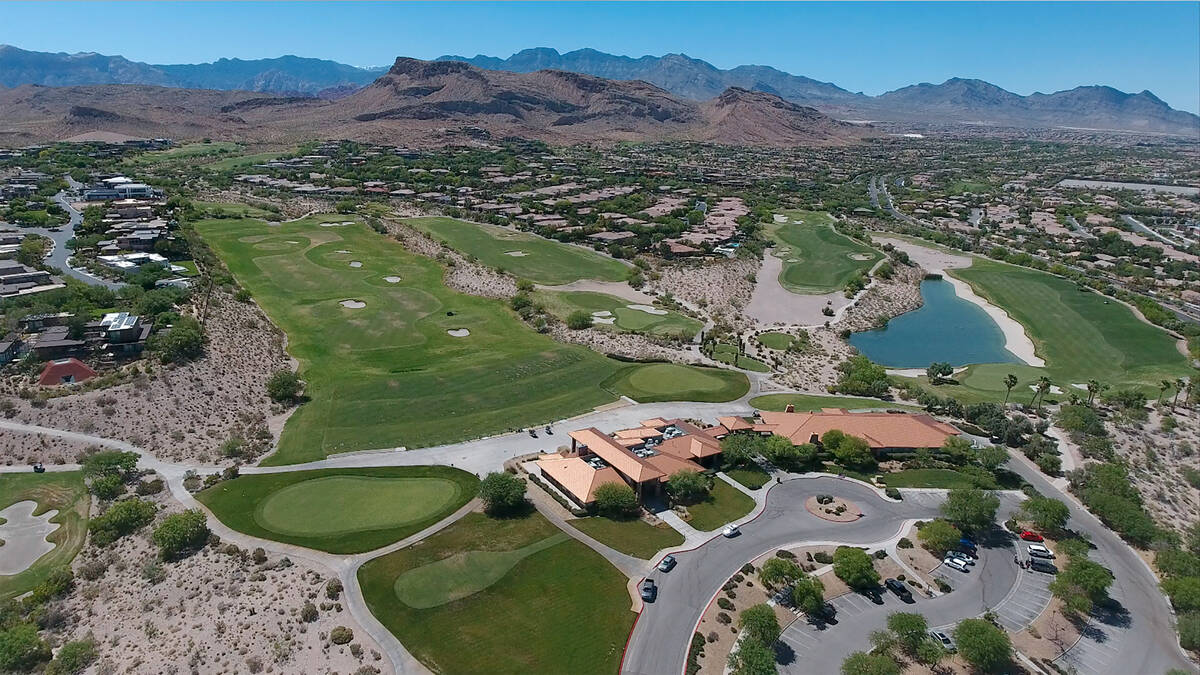 Aerial photo of the clubhouse at Bear's Best Las Vegas golf course. (Michael Quine/Las Vegas Re ...